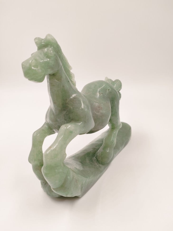 Лошадь из авантюрина 