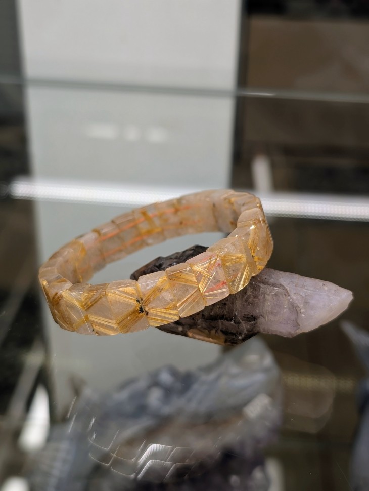 Рутиловый кварц