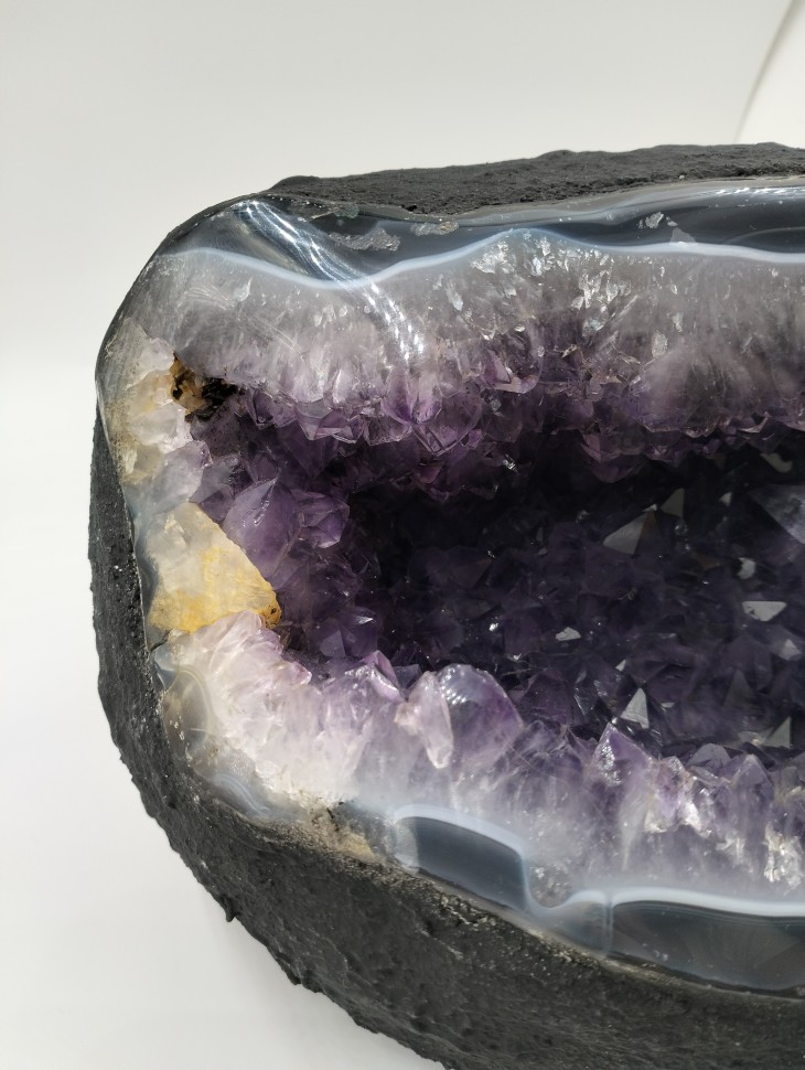 Аметист жеода