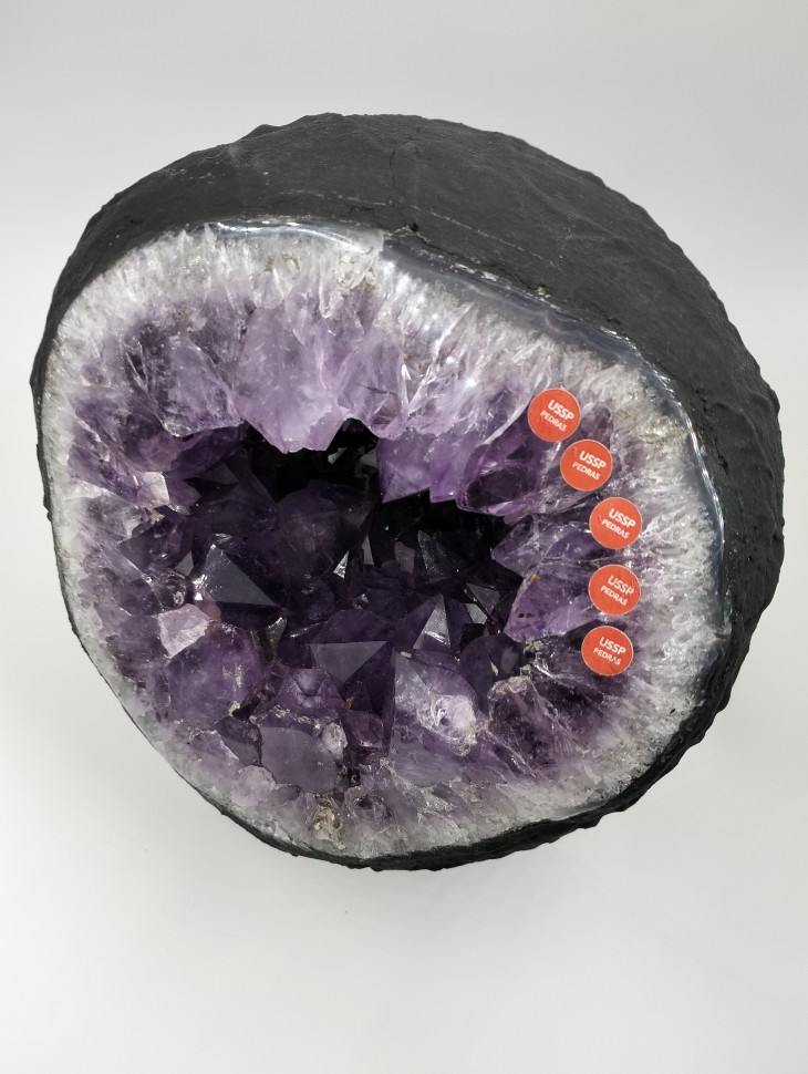 Аметист жеода