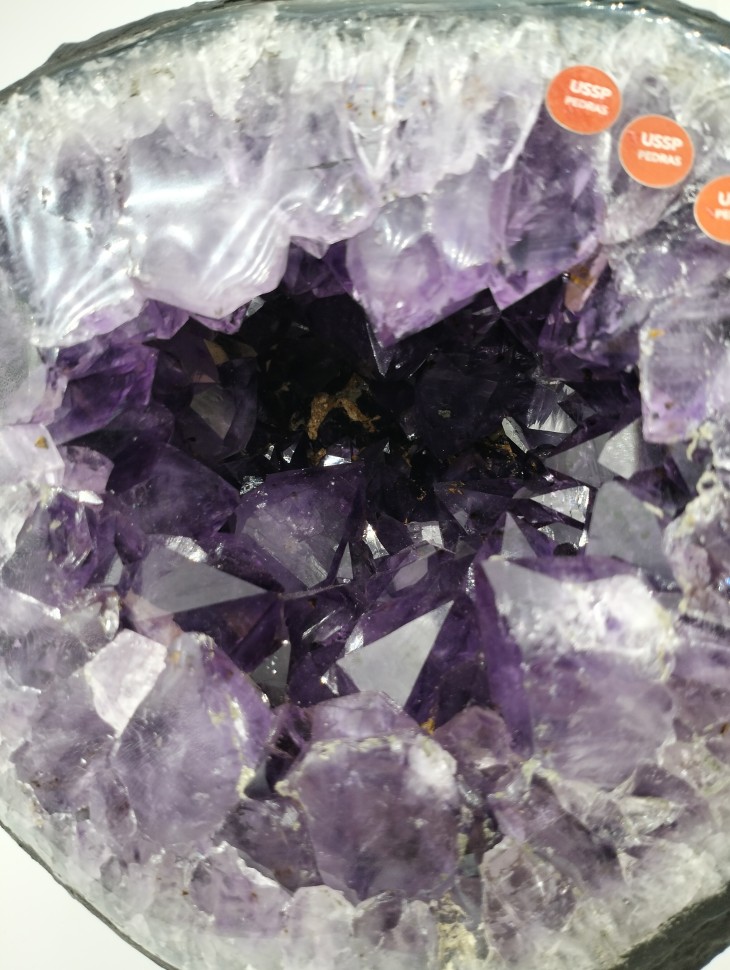 Аметист жеода