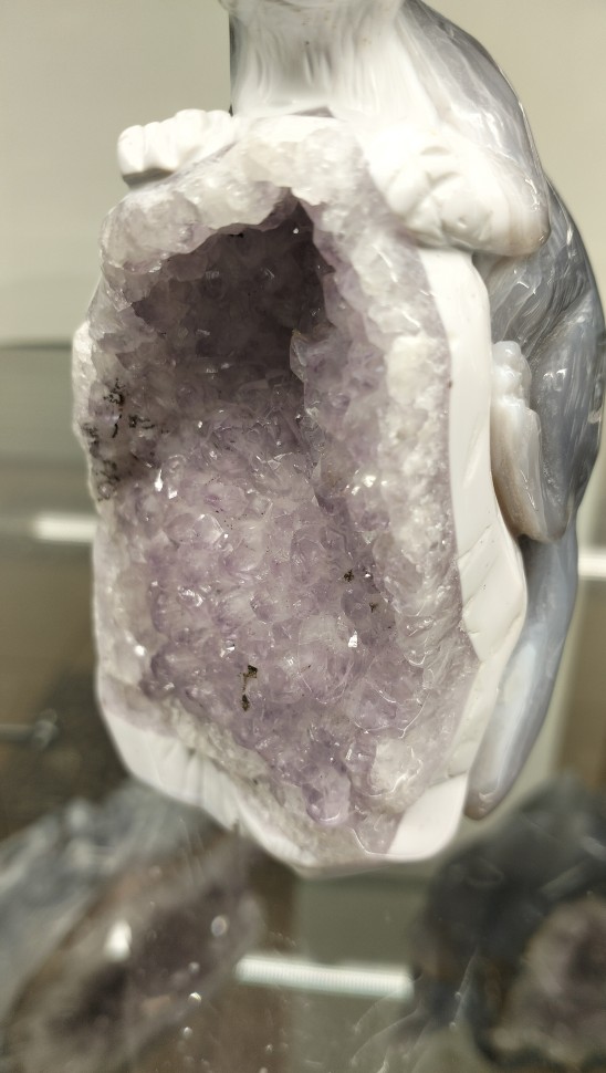 Собака-агат с друзой аметиста