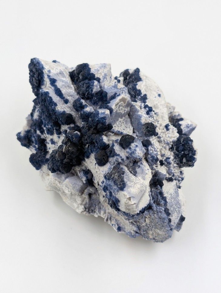 Флюорит на кварце