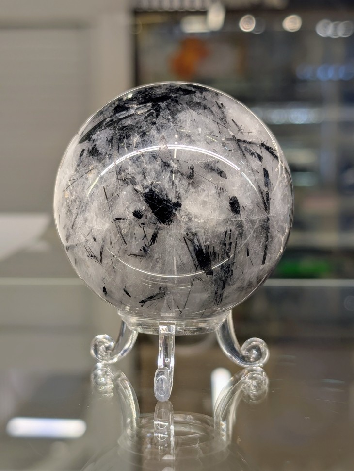 Турмалиновый кварц