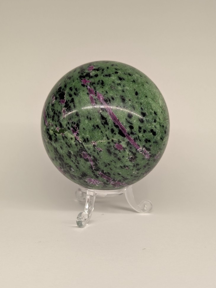 Цоизит с корундом