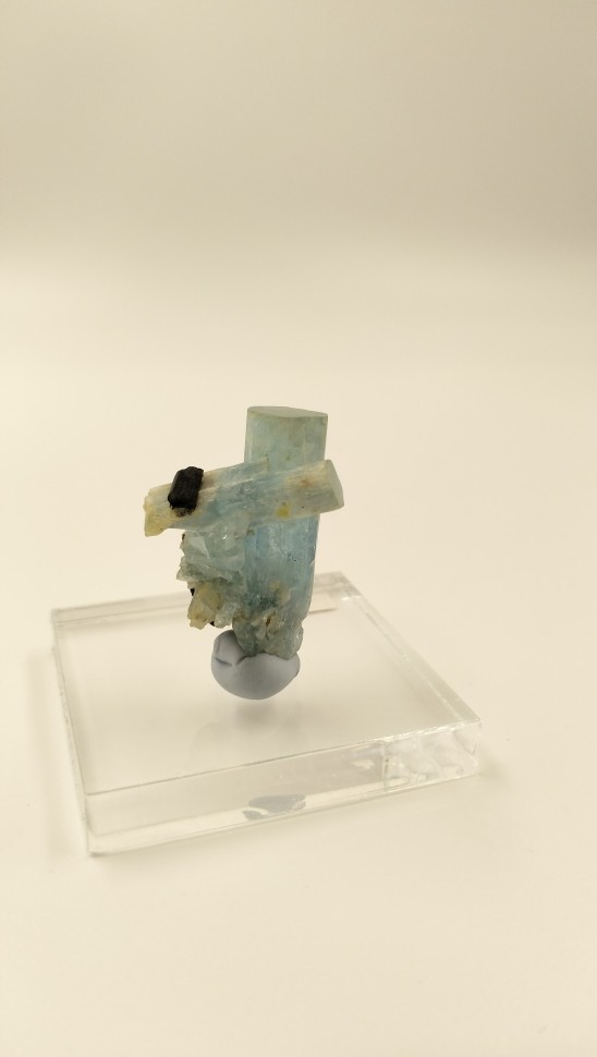 Аквамарин с турмалином