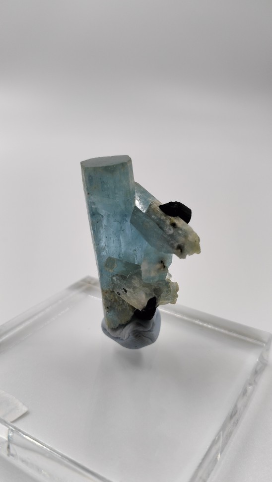 Аквамарин с турмалином