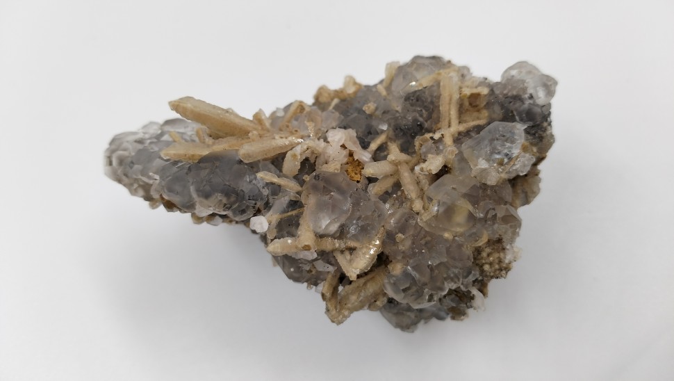 Флюорит, кварц, кальцит