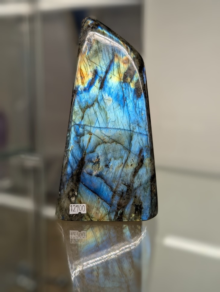 Лабрадорит - штуф